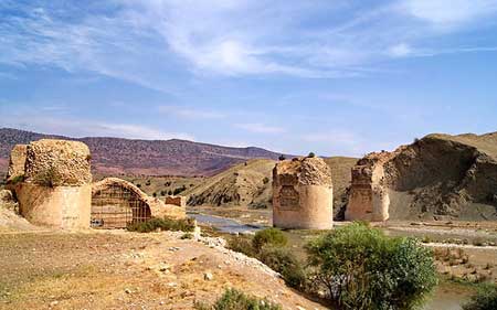 پل تاریخی کشکان